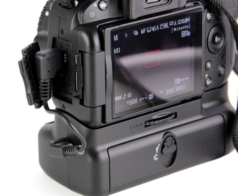 thumbnail Grip Meike for Nikon D5300/D5200/D5100 - 0