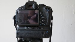 thumbnail Grip Meike for Canon 550D/ 600D/ 650D/ 700D - 2