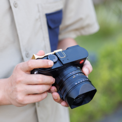 thumbnail Thumbs Up Grip TA-Q3 for LEICA Q3 Gold - 6